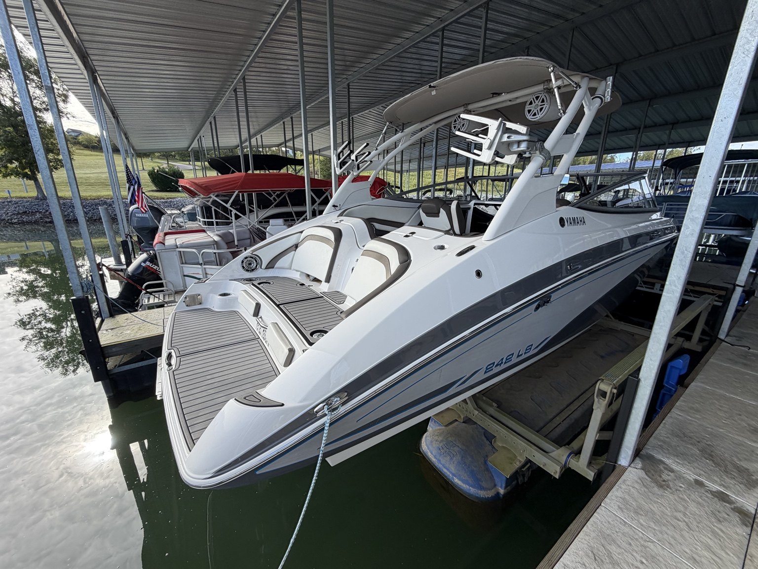 Detailed Yamaha boat rear view